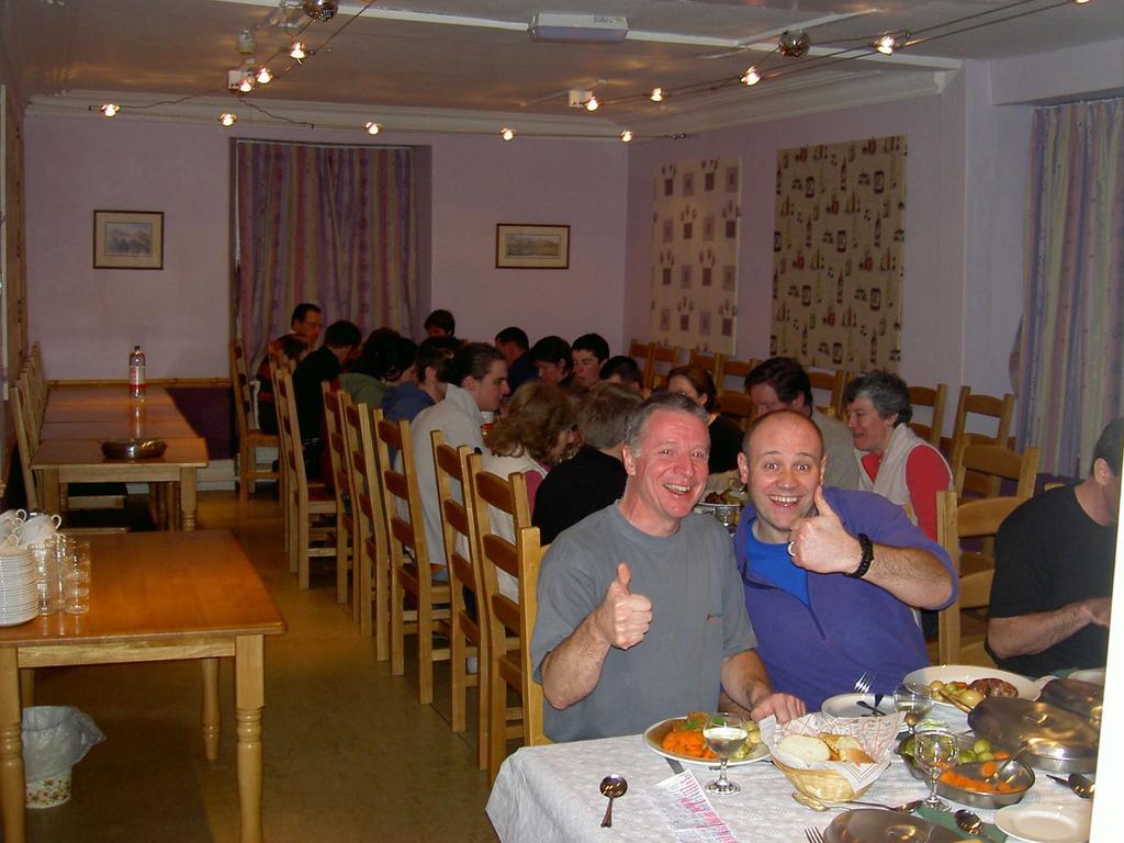 Yha Snowdon Ranger Hostel Llanberis Buitenkant foto