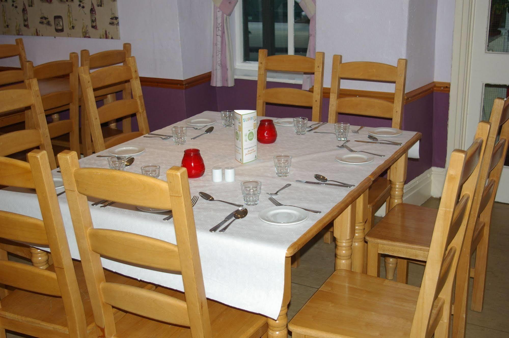 Yha Snowdon Ranger Hostel Llanberis Buitenkant foto